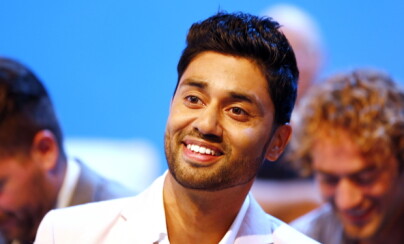 STOD FREM SOM HOMOFIL: Noman Mubashir takker kong Haralds tale for at han fikk inspirasjon til å stå frem som homofil. Foto: Scanpix STOD FREM SOM HOMOFIL: Noman Mubashir takker kong Haralds tale for at han fikk inspirasjon til å stå frem som homofil. Foto: Scanpix